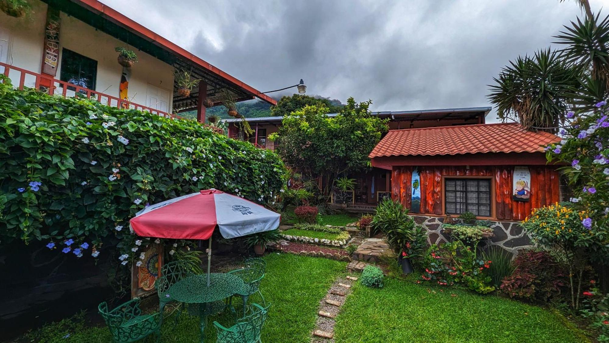 1961 Los Naranjos Hostal Exterior photo